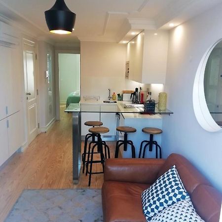 Augusta 229-5E-City Center Apt- Balcony & Elevator リスボン エクステリア 写真
